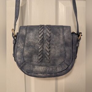 Stylish Gray Faux Leather Crossbody Bag With Metallic Finish